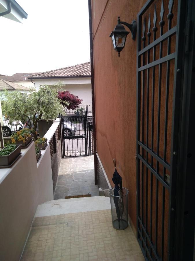 Casa Marinella Apartment San Giovanni Lupatoto Exterior photo
